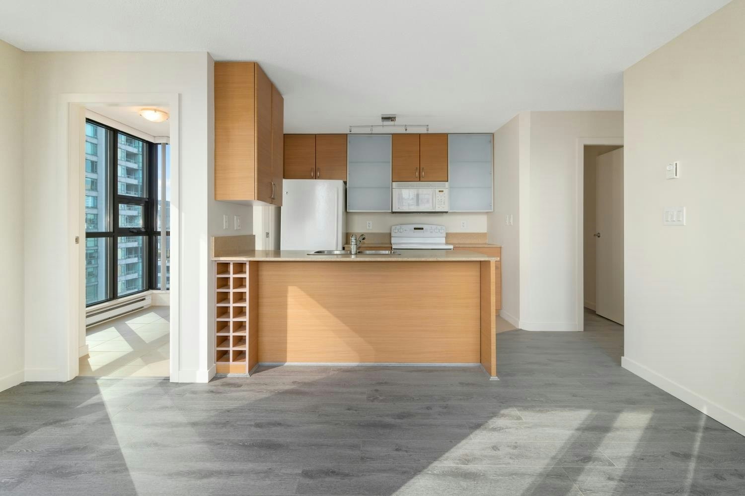 1409-909 Mainland Street, Vancouver, BC, V6B 1S3 - 5