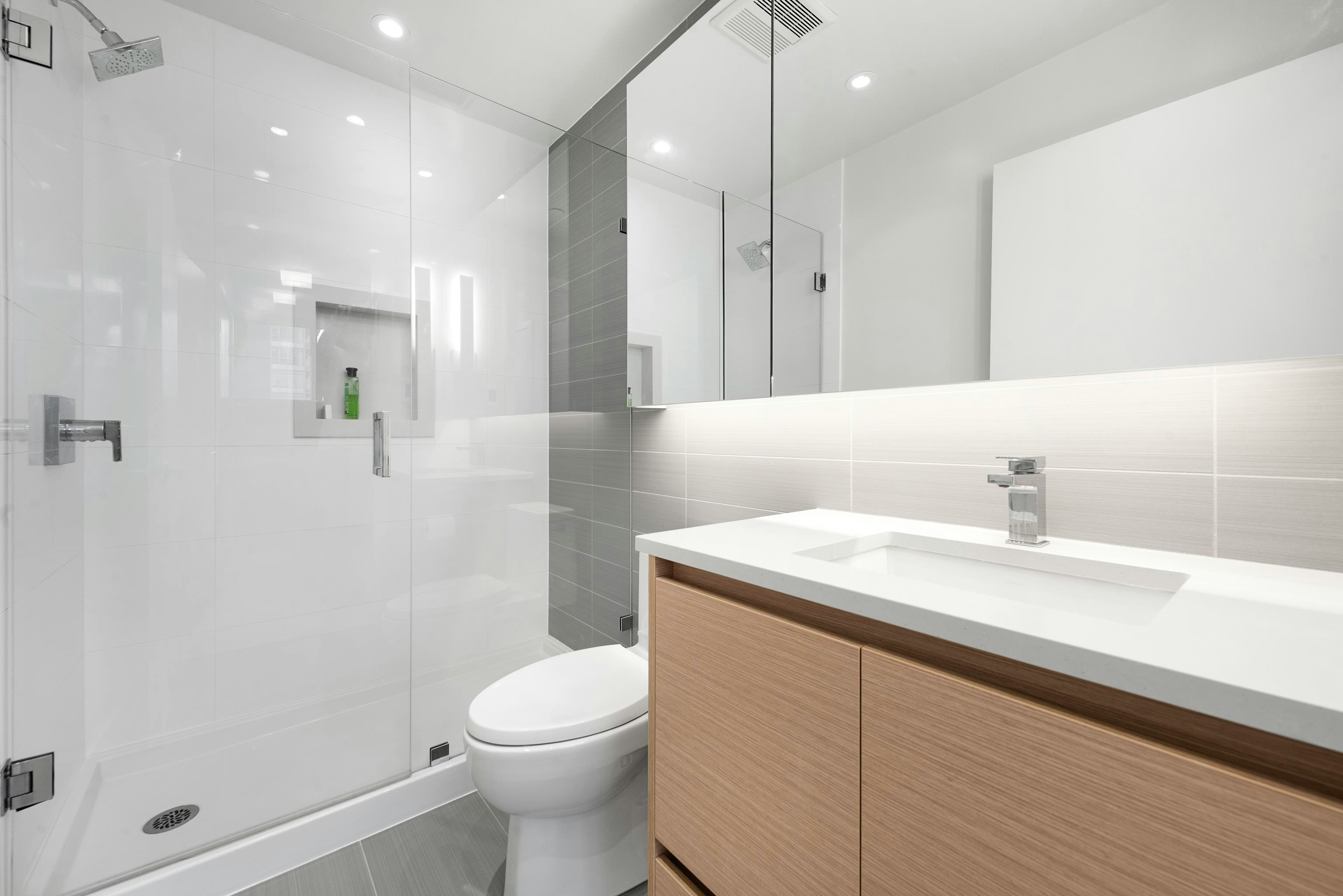 553-8575 Rivergrass Drive, Vancouver, BC, V5S 0J7 - 11