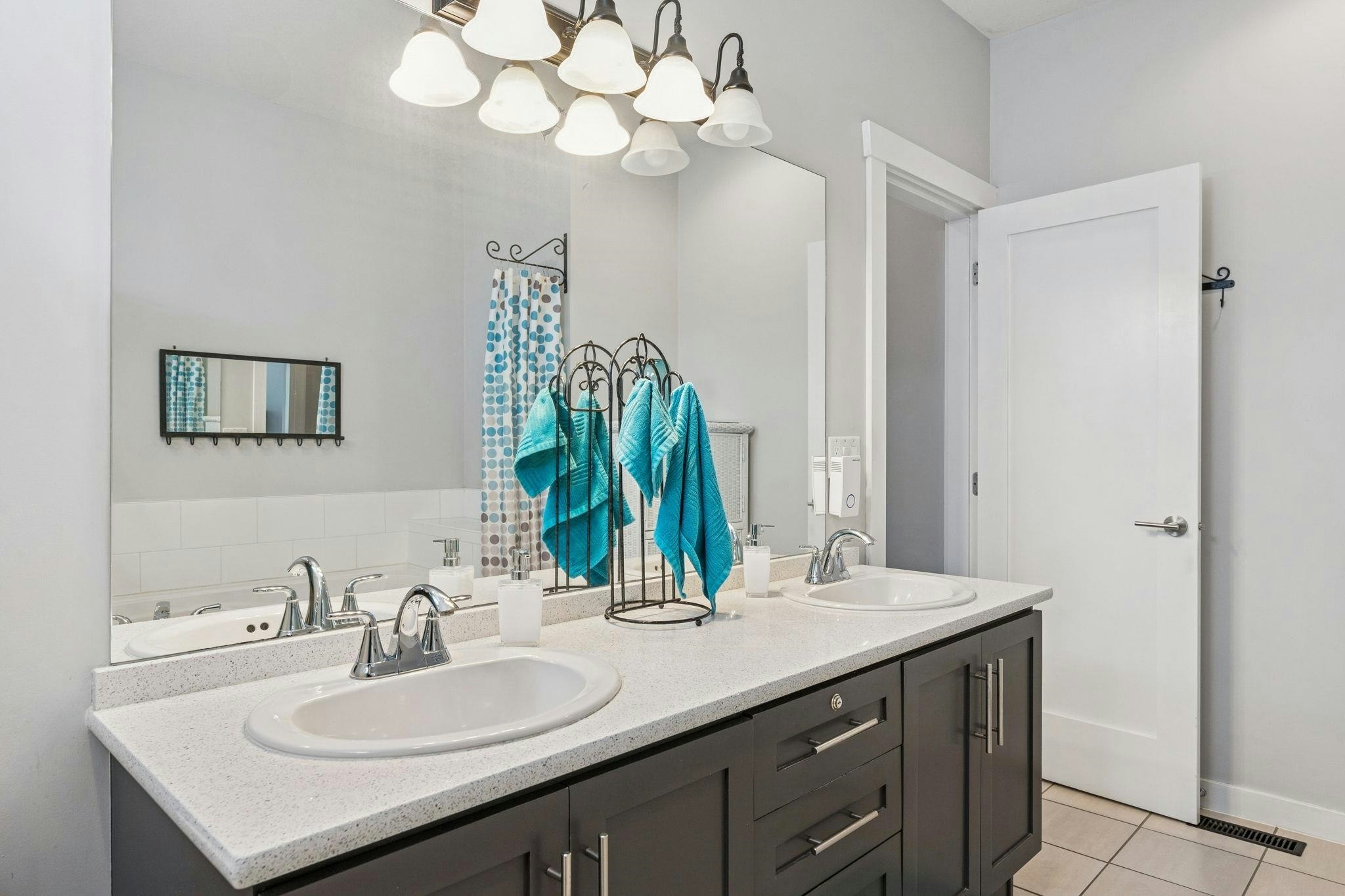 16-15188 62a Avenue, Surrey, BC, V3S 1W7 - 18