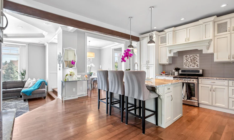 36497 Carnarvon Court