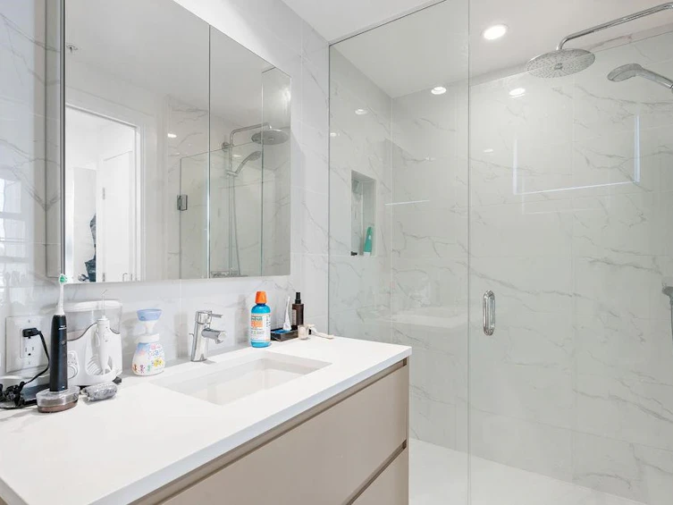 205-8188 Fraser Street, Vancouver, BC, V5X 0J8 - 29