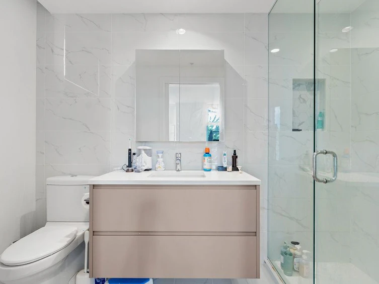 205-8188 Fraser Street, Vancouver, BC, V5X 0J8 - 28