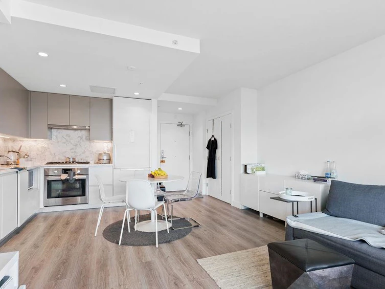 205-8188 Fraser Street, Vancouver, BC, V5X 0J8 - 12