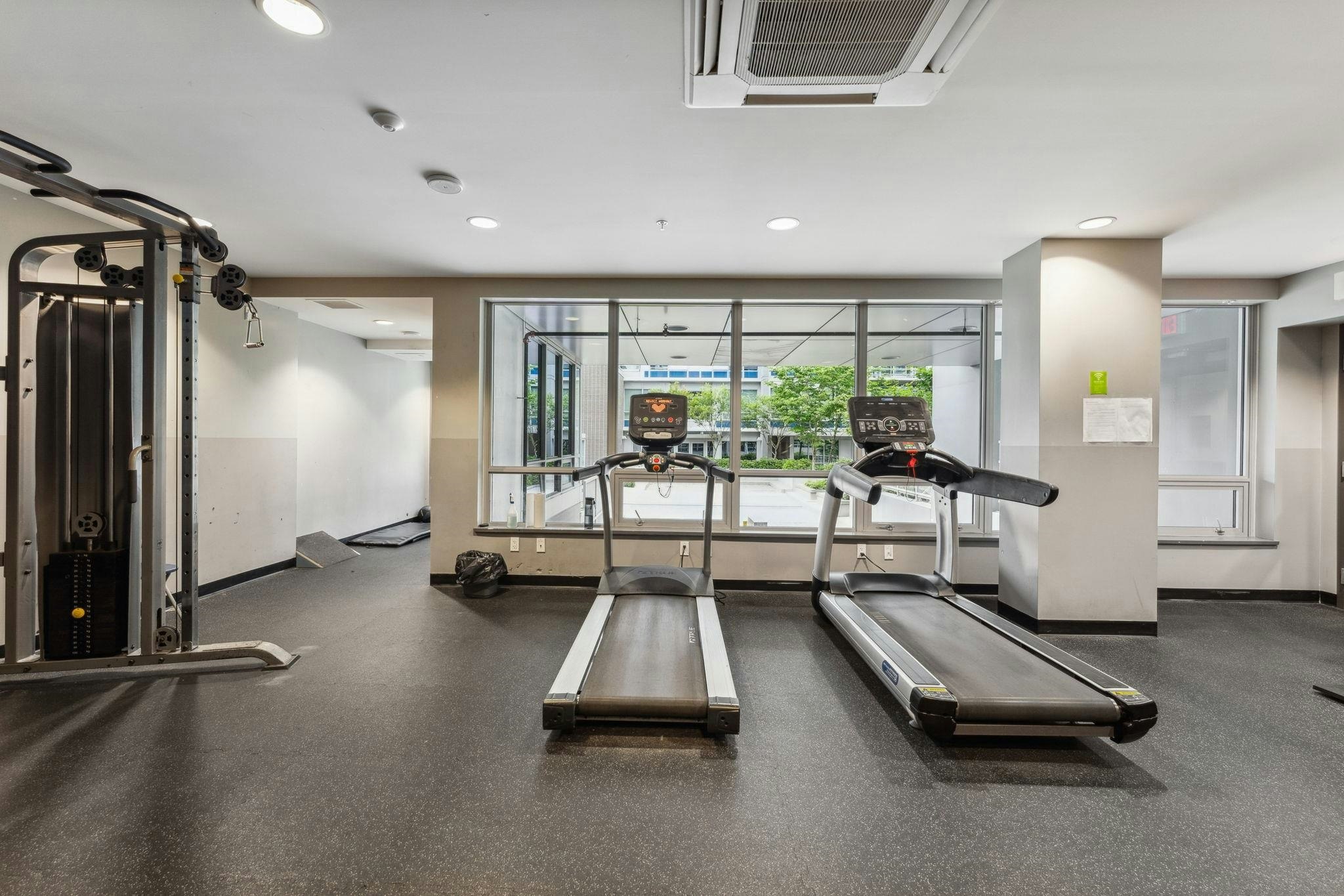 002-9060 University Crescent, Burnaby, BC, V5A 0E1 - 18