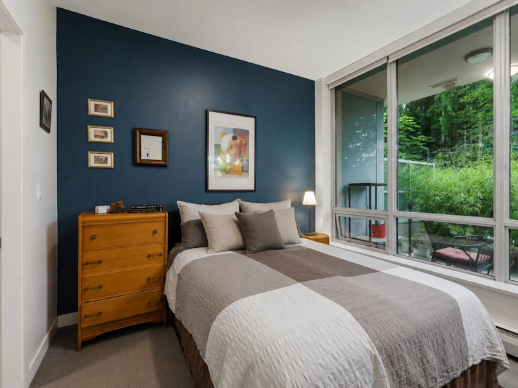 002-9060 University Crescent, Burnaby, BC, V5A 0E1 - 8