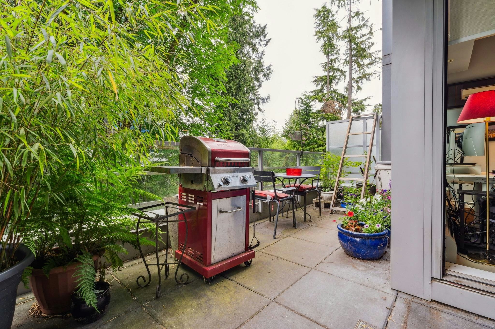 002-9060 University Crescent, Burnaby, BC, V5A 0E1 - 13