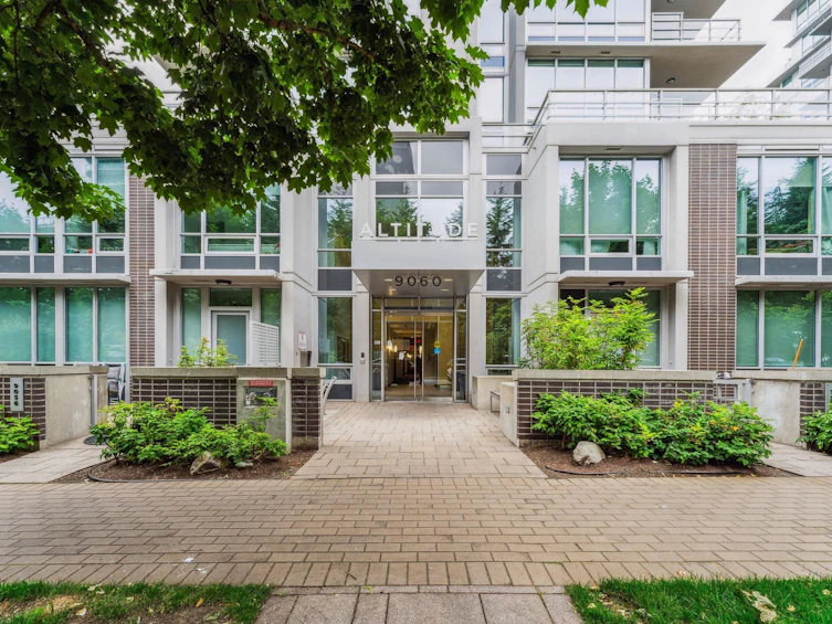 002-9060 University Crescent, Burnaby, BC, V5A 0E1 - 20