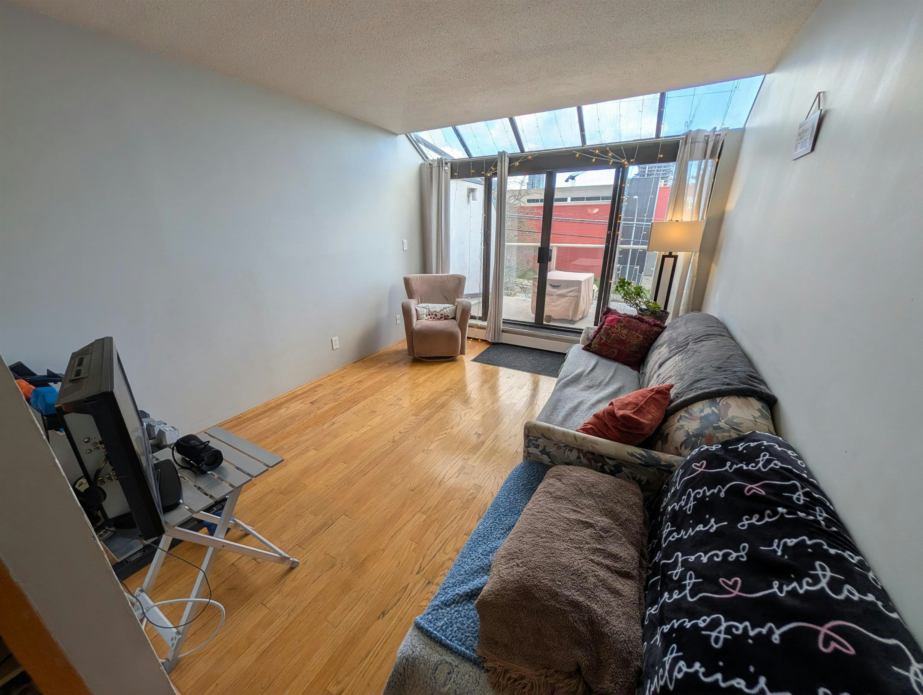 114-812 Milton Street - 5