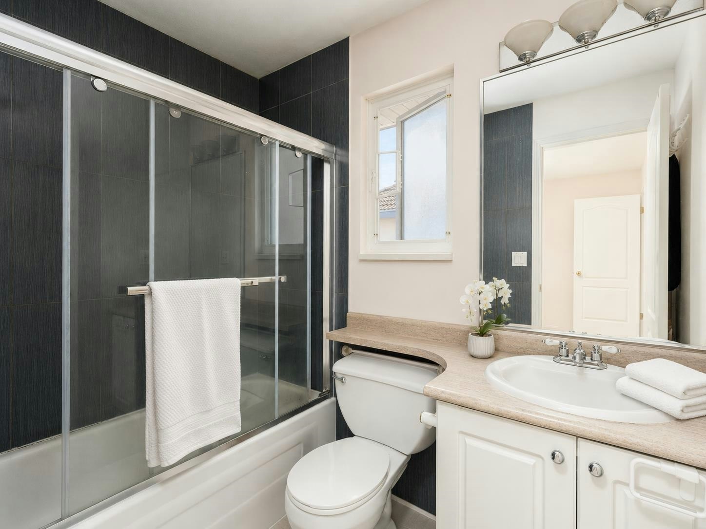 6115 Garrison Court, Richmond, BC, V7C 5S2 - 18