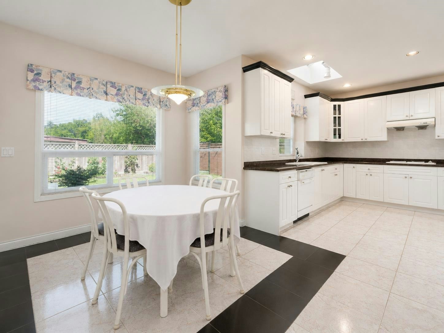 6115 Garrison Court, Richmond, BC, V7C 5S2 - 11