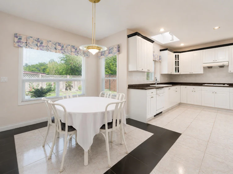 6115 Garrison Court, Richmond, BC, V7C 5S2 - 11