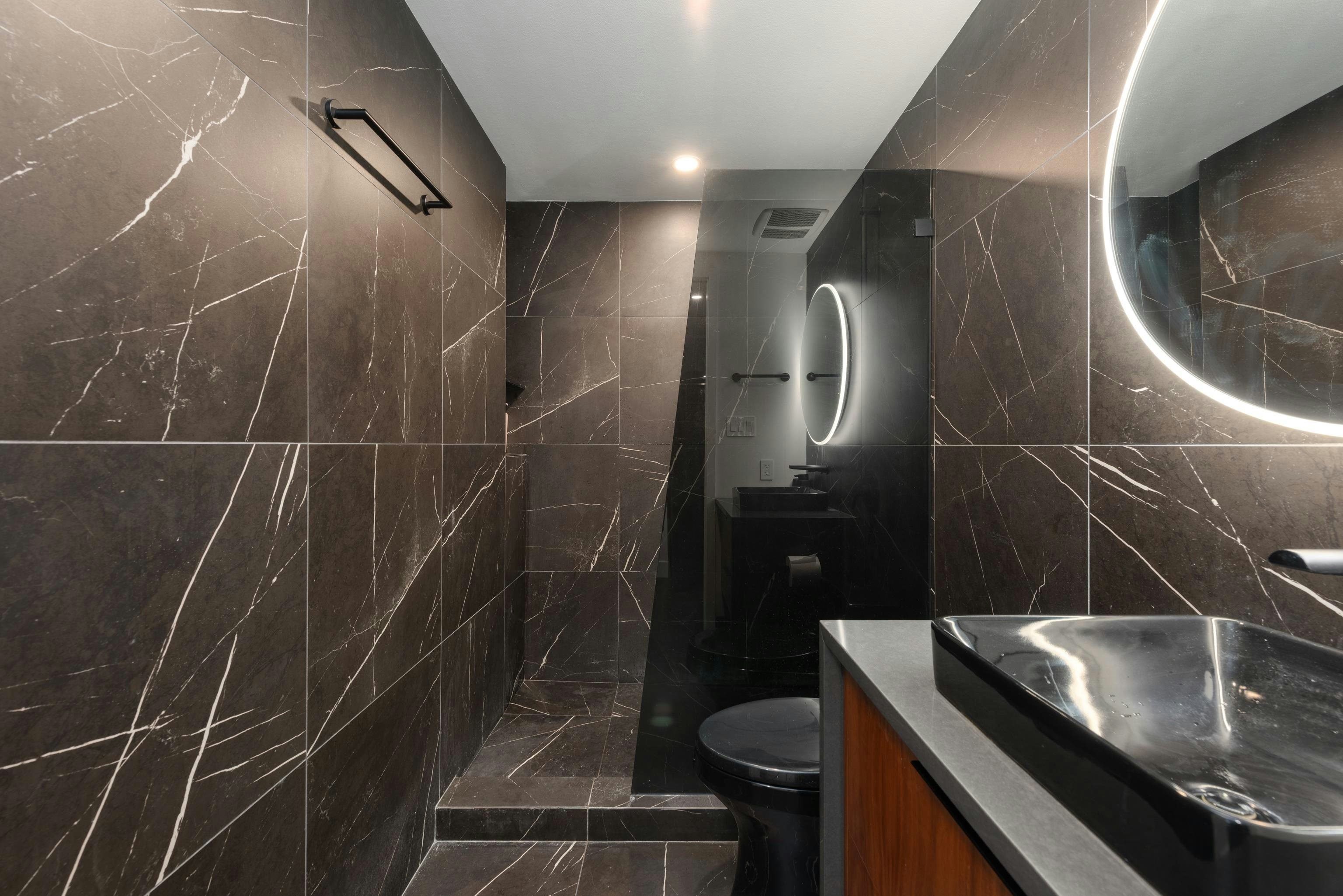 303-988 Richards Street, Vancouver, BC, V6B 8R2 - 14