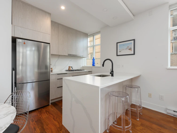 303-988 Richards Street, Vancouver, BC, V6B 8R2 - 9
