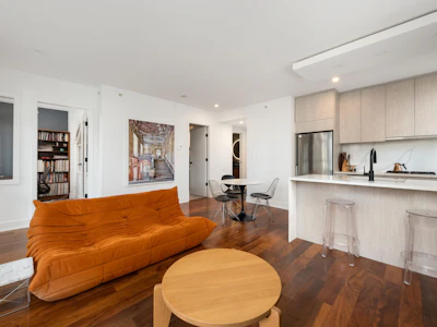 303-988 Richards Street - 5
