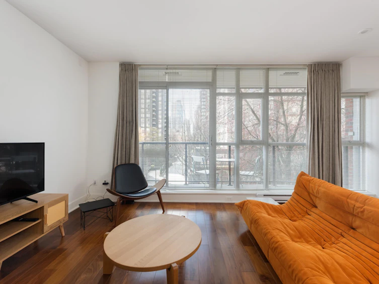 303-988 Richards Street, Vancouver, BC, V6B 8R2 - 4
