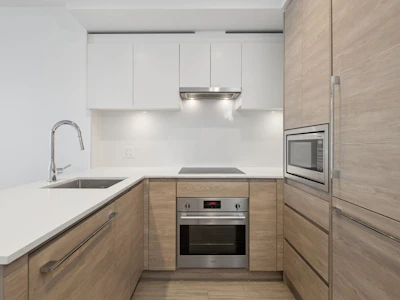 1805-13615 Fraser Highway - 3