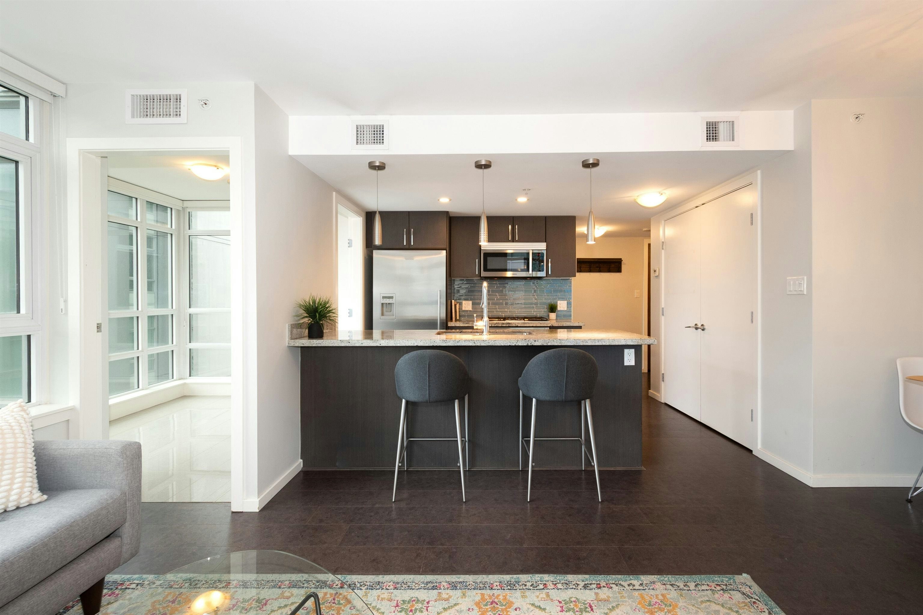 607-89 W 2nd Avenue, Vancouver, BC, V5Y 0G9