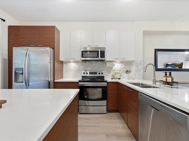 88-3010 Riverbend Drive, Coquitlam, BC, V3C 0B8 - 3