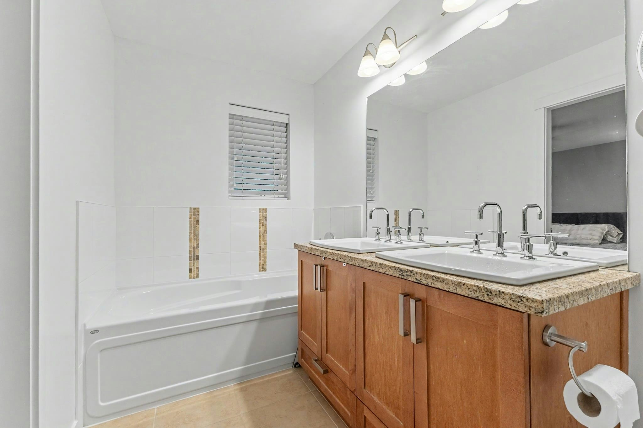 1427 Collins Road, Coquitlam, BC, V3E 0A9 - 20