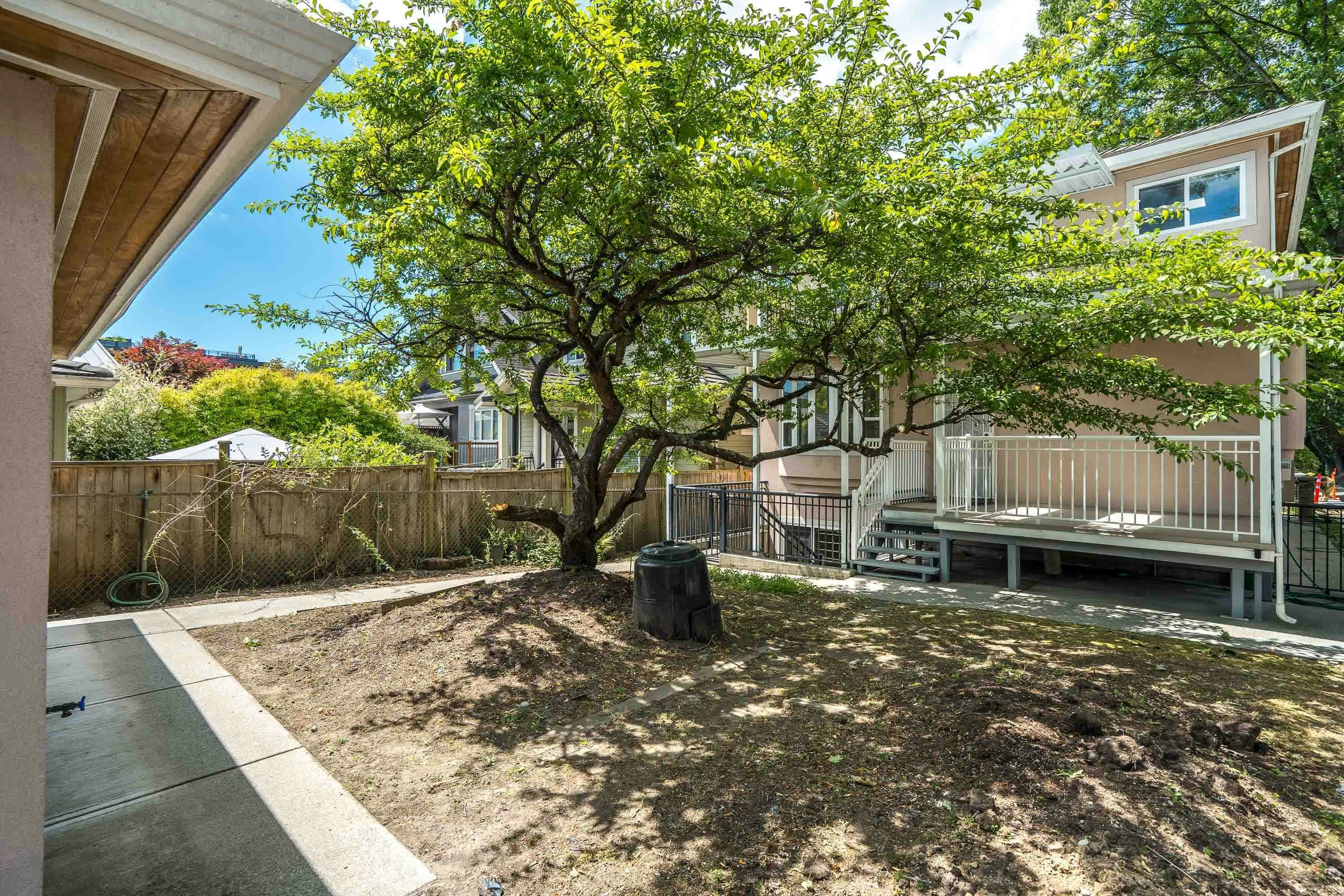 2304 Garden Drive, Vancouver, BC, V5N 4X3 - 30