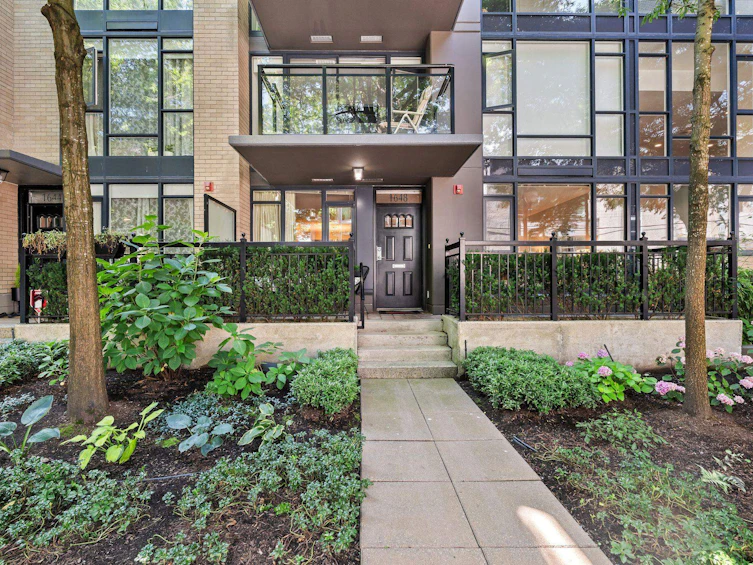 1648 W 7th Avenue, Vancouver, BC, V6J 1S5