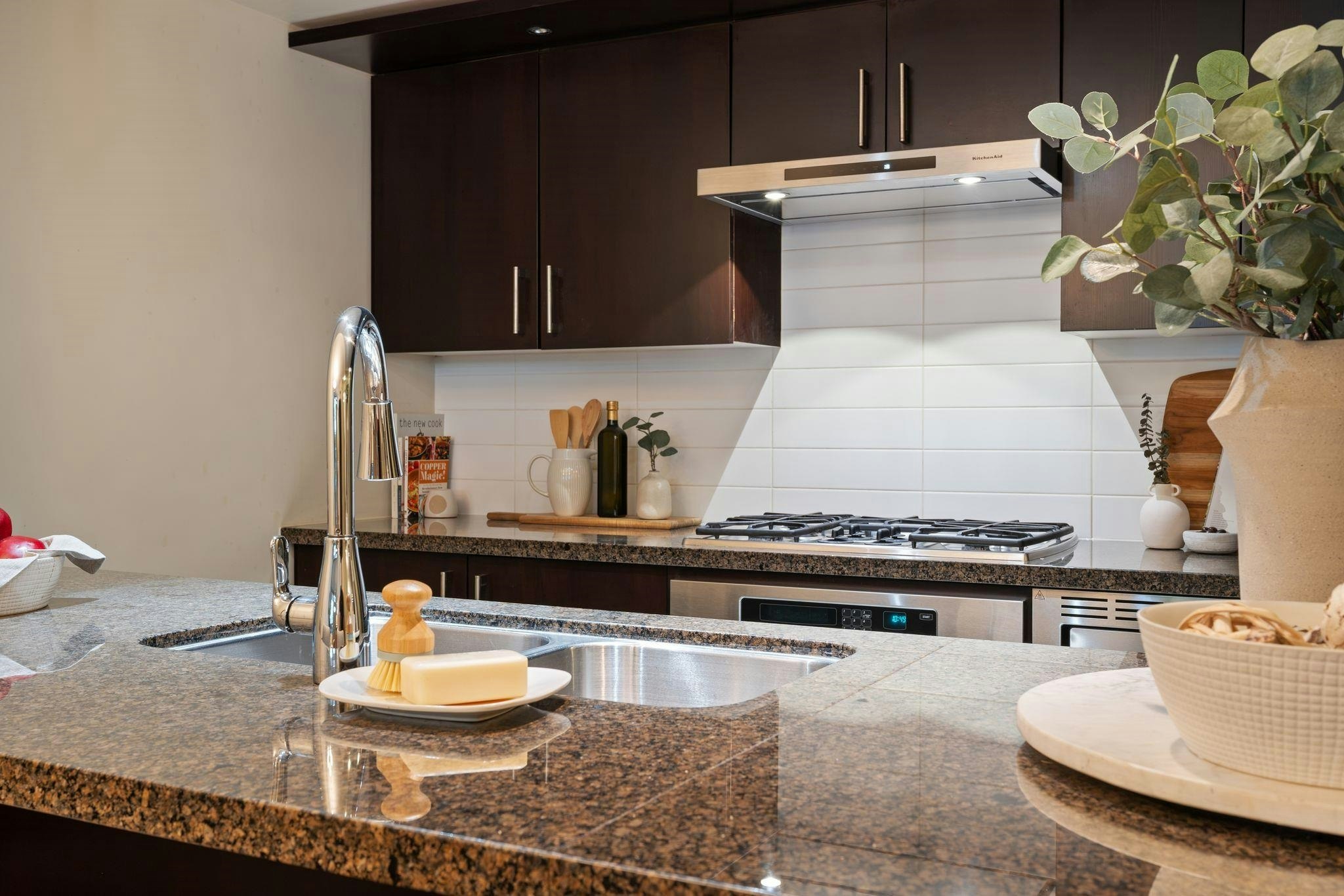 1648 W 7th Avenue, Vancouver, BC, V6J 1S5 - 10