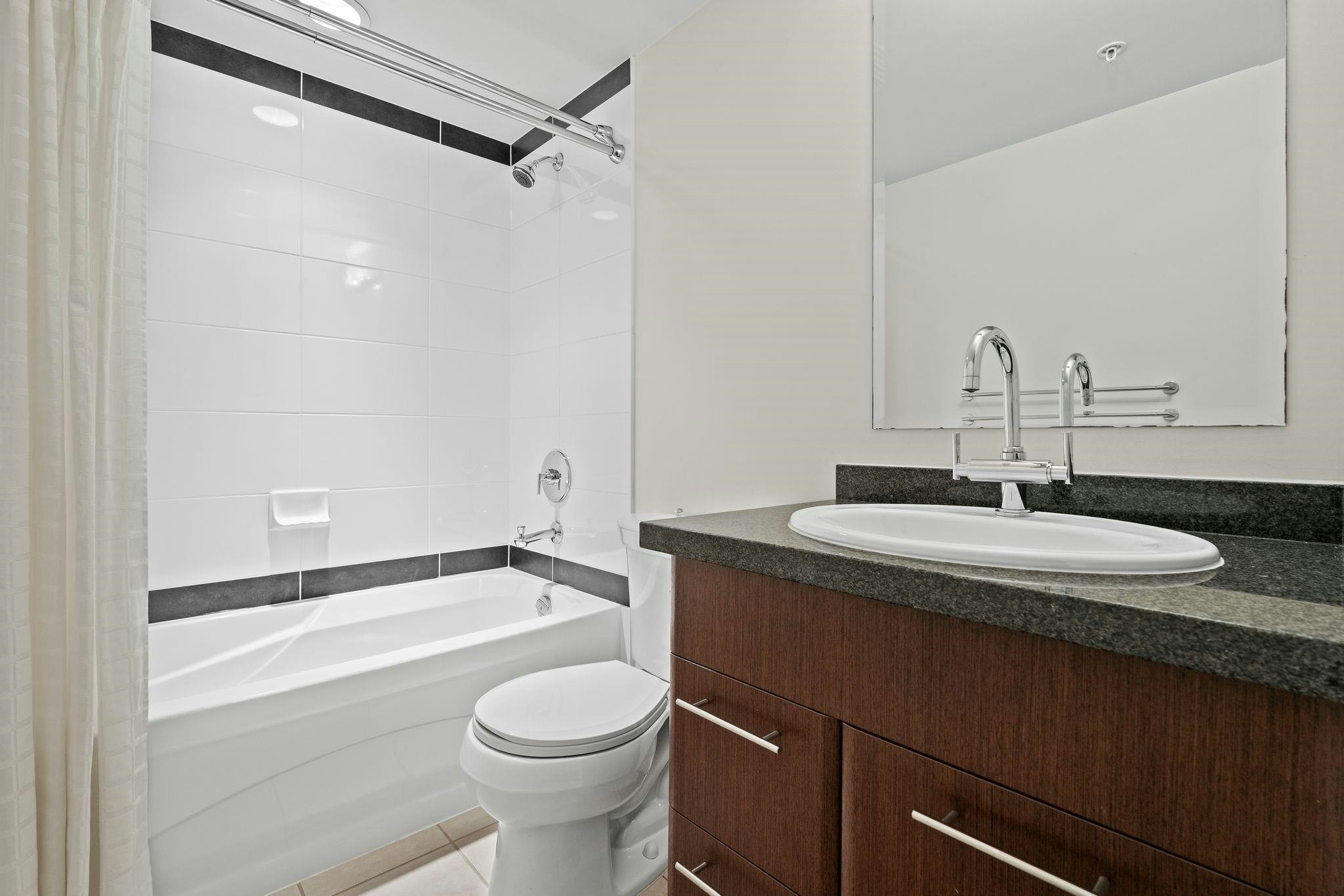 1648 W 7th Avenue, Vancouver, BC, V6J 1S5 - 23