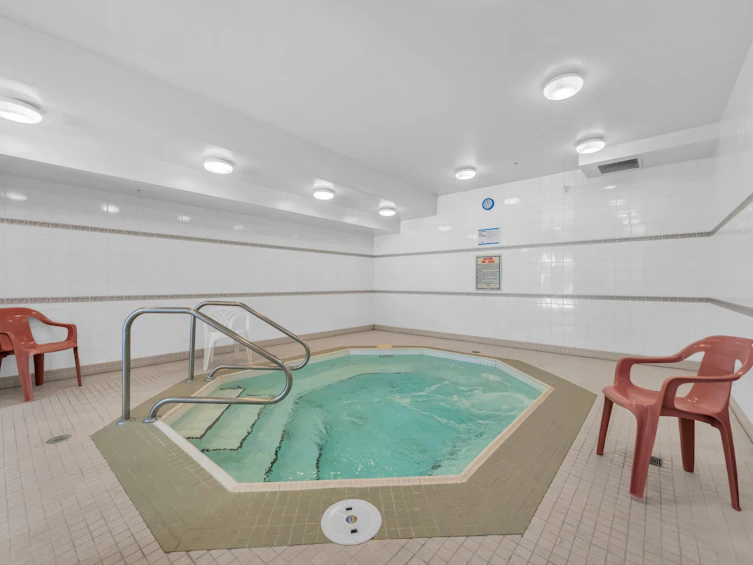 802-160 W Keith Road, North Vancouver, BC, V7M 3M2 - 35