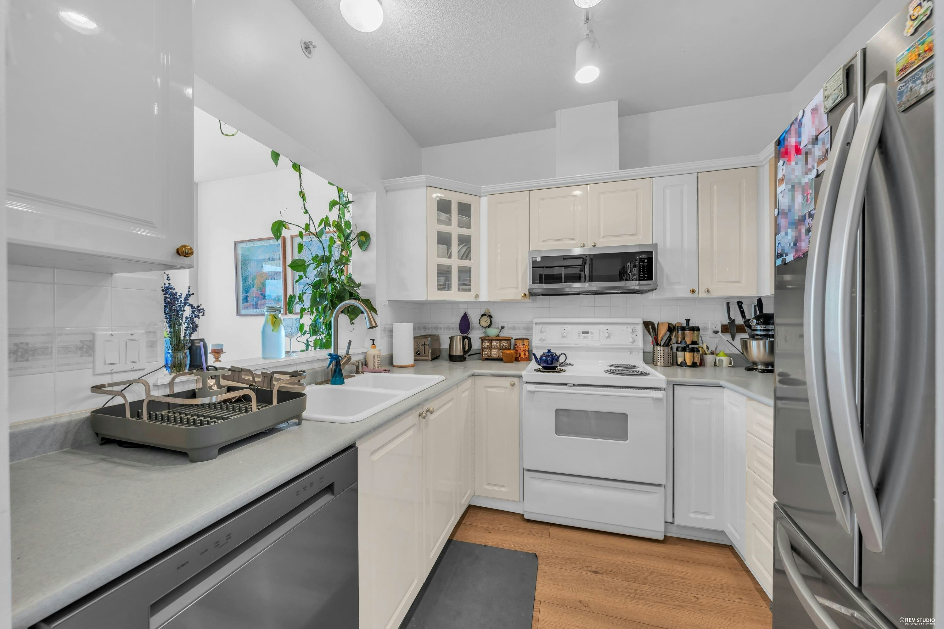 802-160 W Keith Road - 4