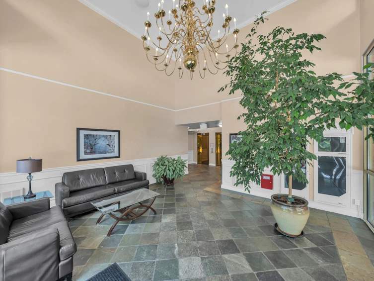 802-160 W Keith Road, North Vancouver, BC, V7M 3M2 - 32