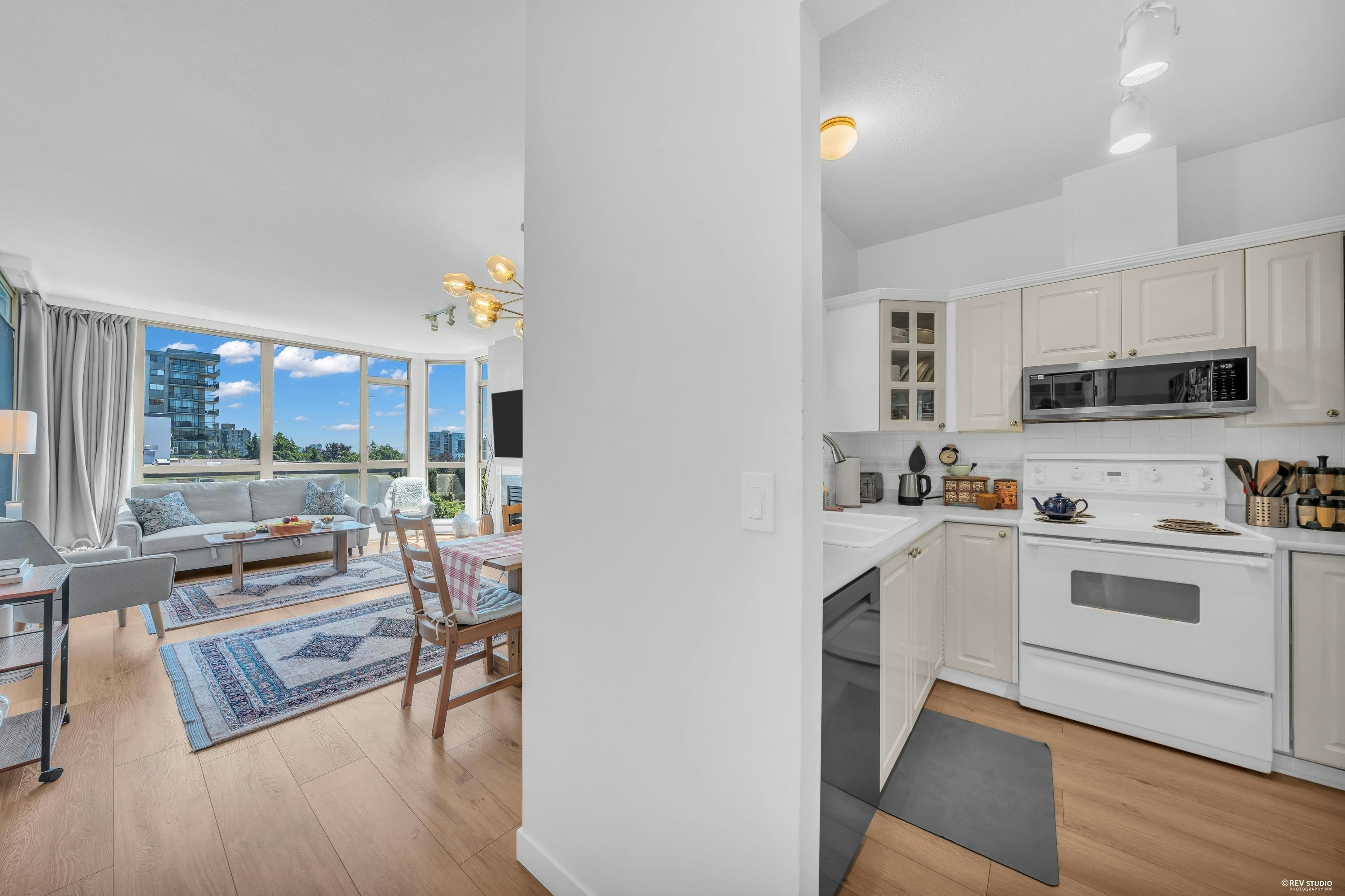 802-160 W Keith Road, North Vancouver, BC, V7M 3M2 - 7