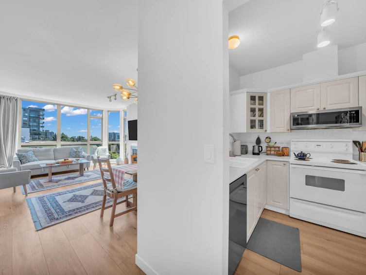 802-160 W Keith Road, North Vancouver, BC, V7M 3M2 - 7