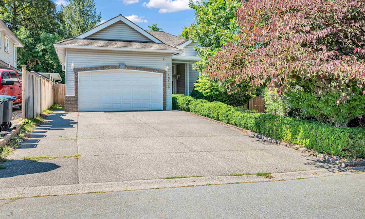 18136 Claytonwood Crescent
