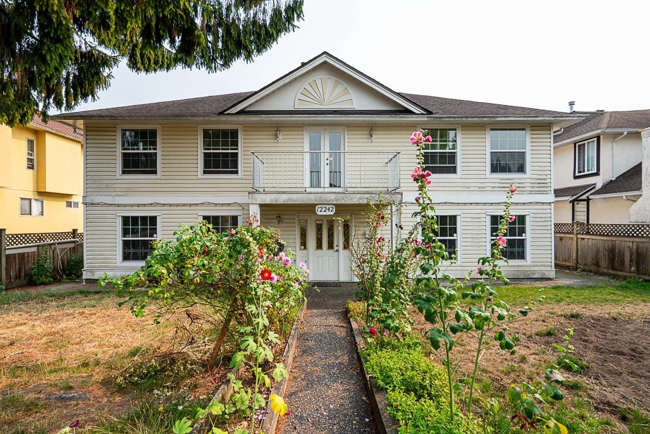 12242 64 Avenue, Surrey, BC, V3W 1W7