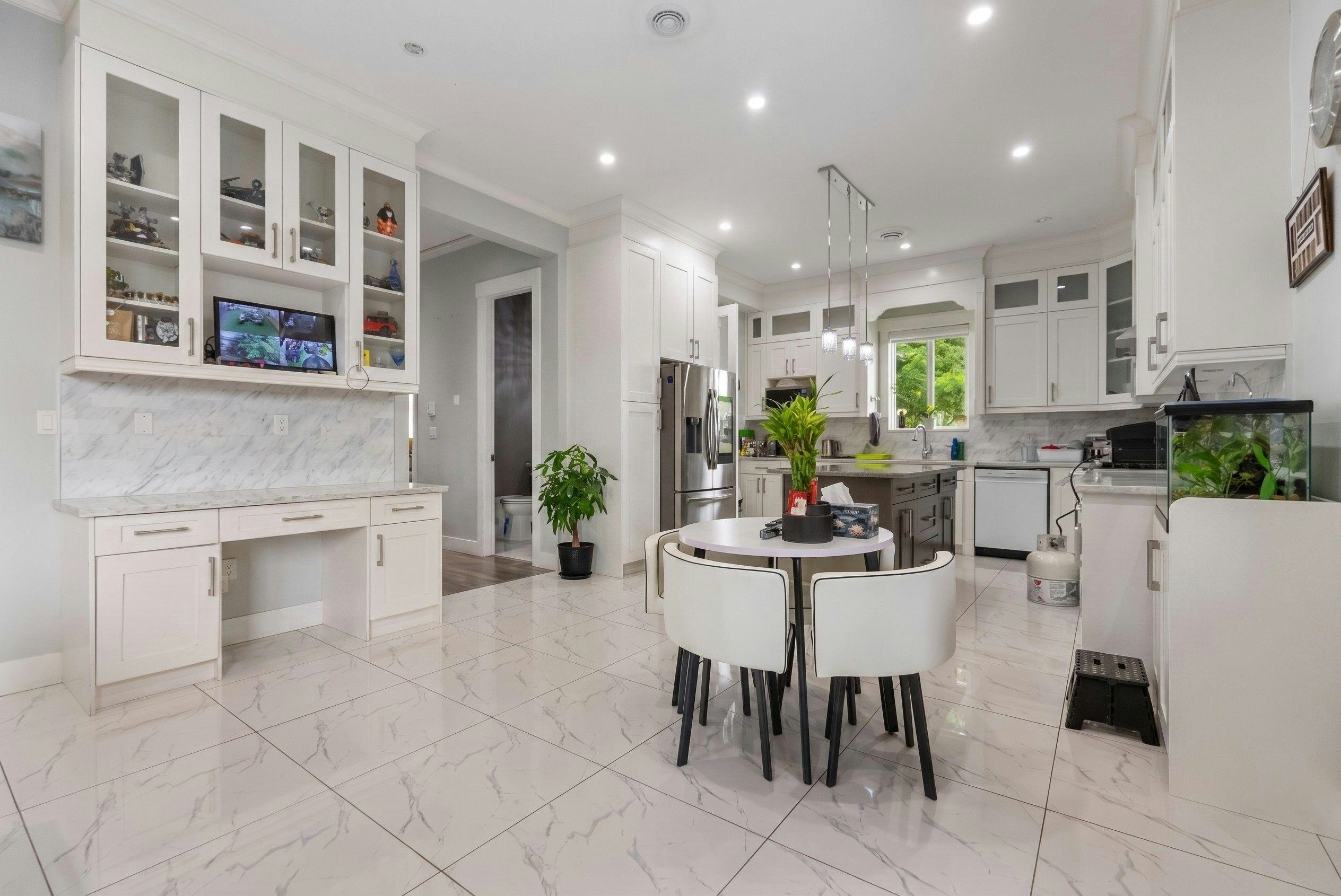 14017 110 Avenue, Surrey, BC, V3R 1Z3 - 10