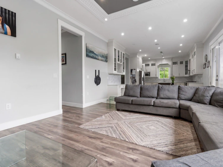 14017 110 Avenue, Surrey, BC, V3R 1Z3 - 12