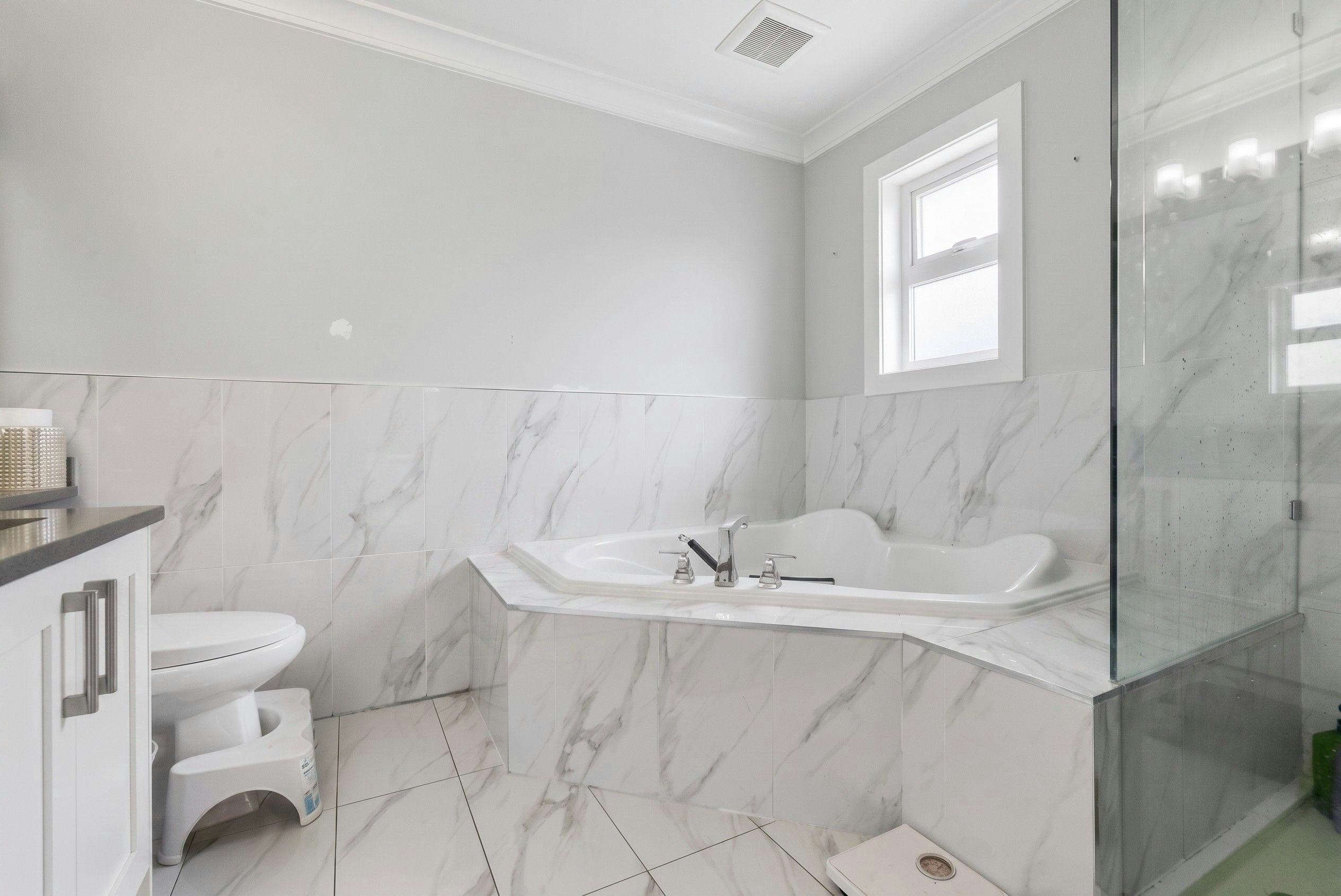 14017 110 Avenue, Surrey, BC, V3R 1Z3 - 26