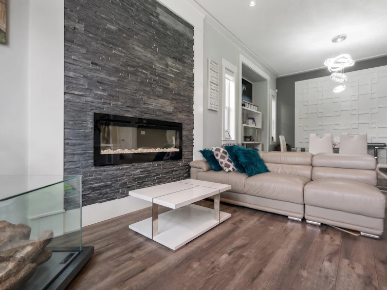 14017 110 Avenue, Surrey, BC, V3R 1Z3 - 3