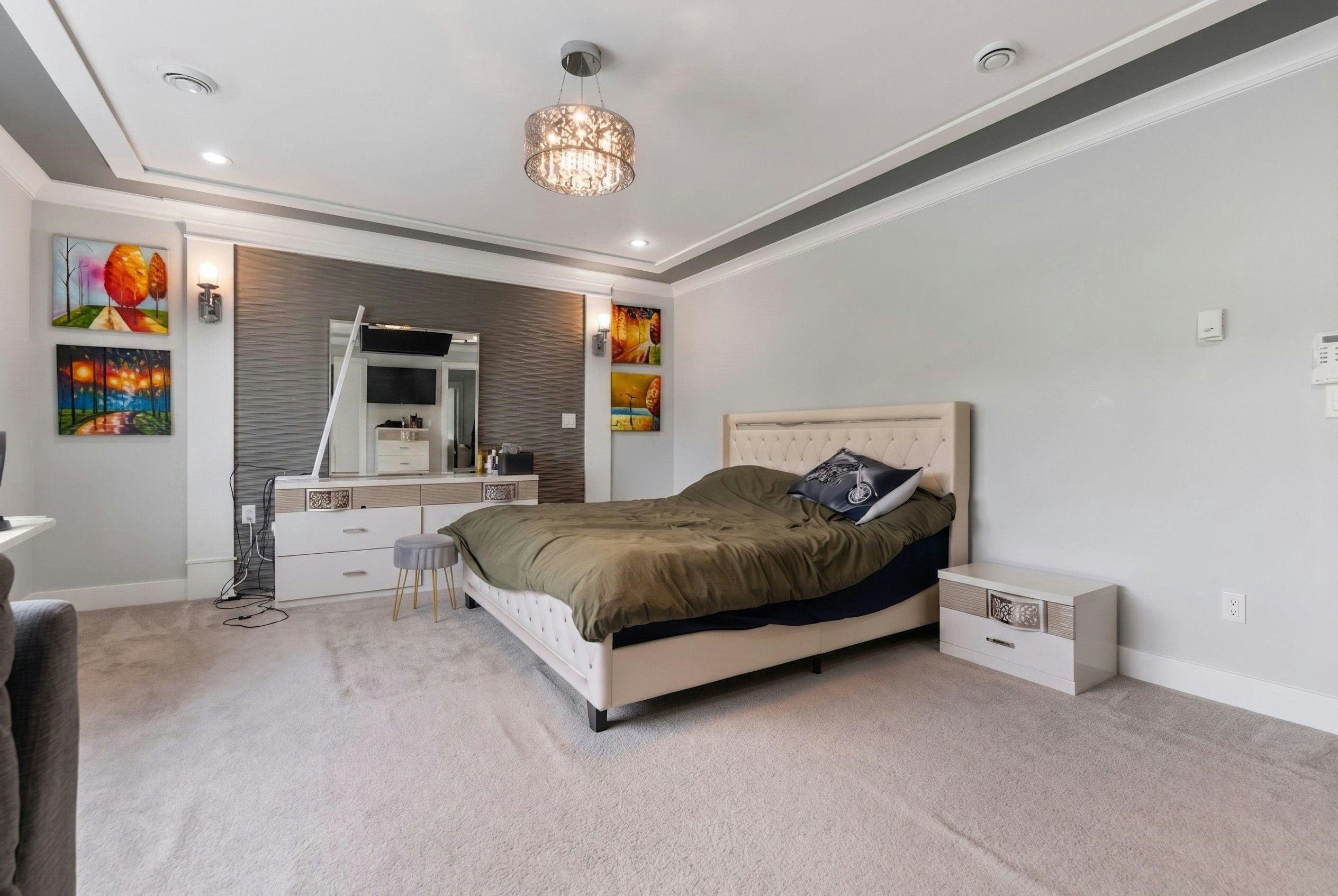 14017 110 Avenue, Surrey, BC, V3R 1Z3 - 17