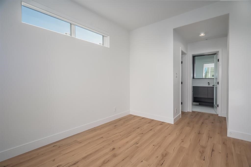 423-3131 Murray Street, Port Moody, BC, V3H 1X1 - 8