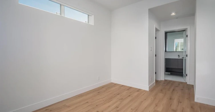 423-3131 Murray Street, Port Moody, BC, V3H 1X1 - 8