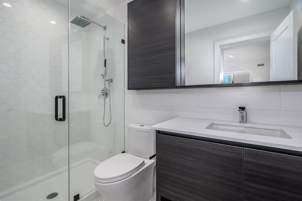 423-3131 Murray Street, Port Moody, BC, V3H 1X1 - 10