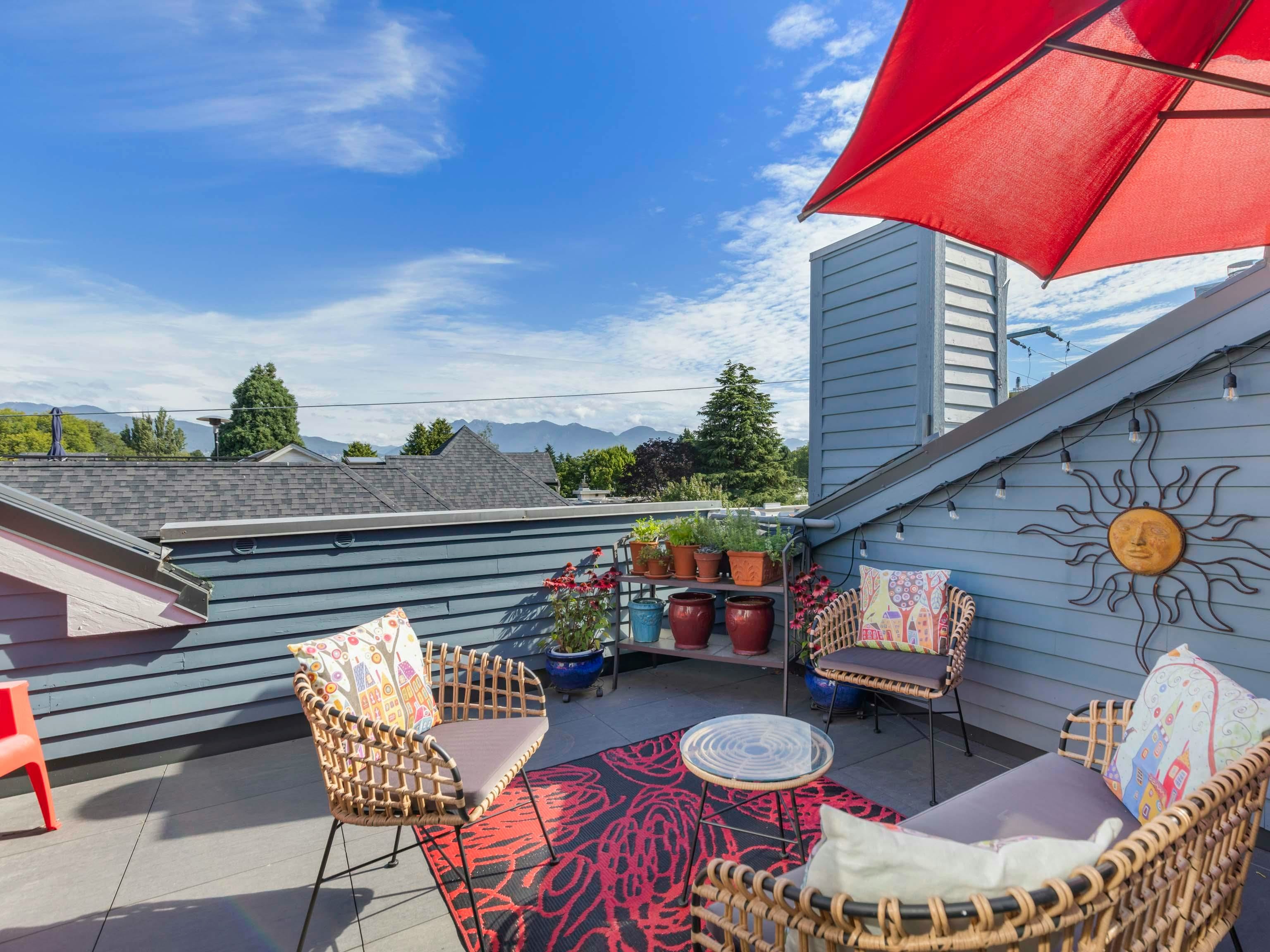 1686 Arbutus Street, Vancouver, BC, V6J 3X2
