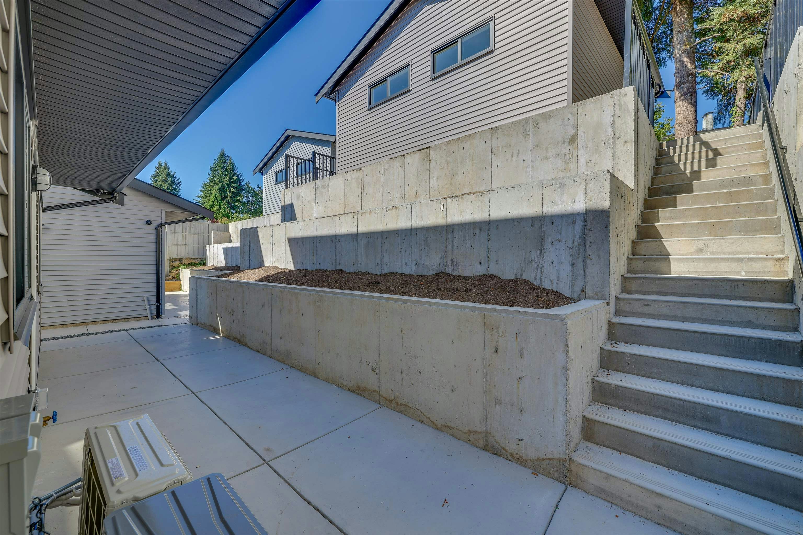 1630 Pitt River Road, Port Coquitlam, BC, V3C 1P4 - 31