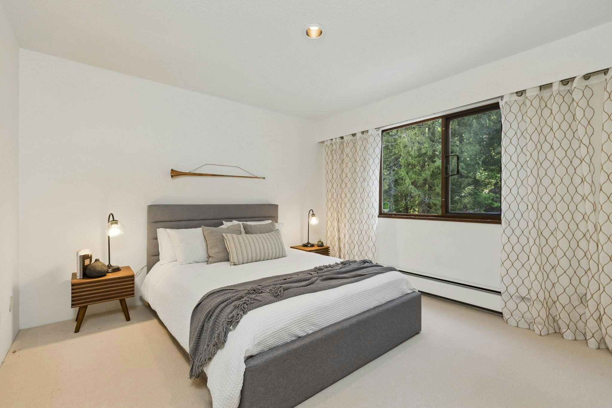 8570 Ansell Place, West Vancouver, BC, V7W 2W3 - 32