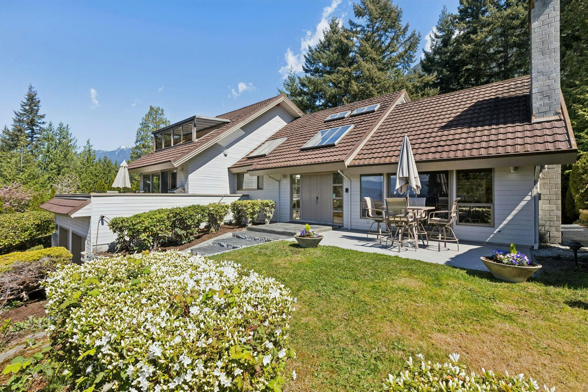 8570 Ansell Place, West Vancouver, BC, V7W 2W3 - 4