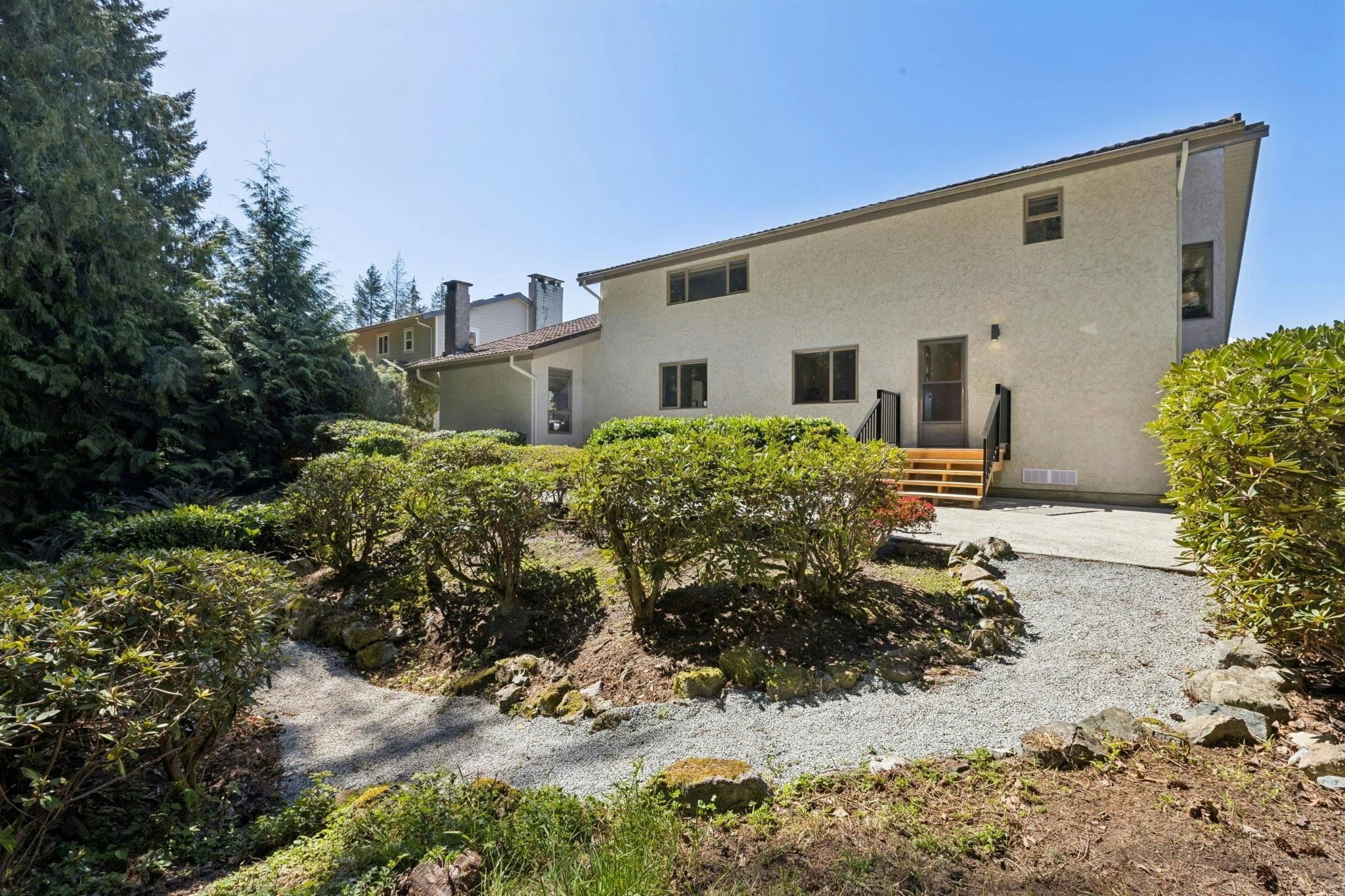 8570 Ansell Place, West Vancouver, BC, V7W 2W3 - 38