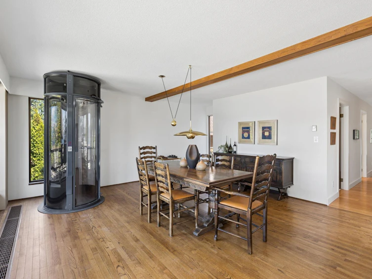 8570 Ansell Place, West Vancouver, BC, V7W 2W3 - 17