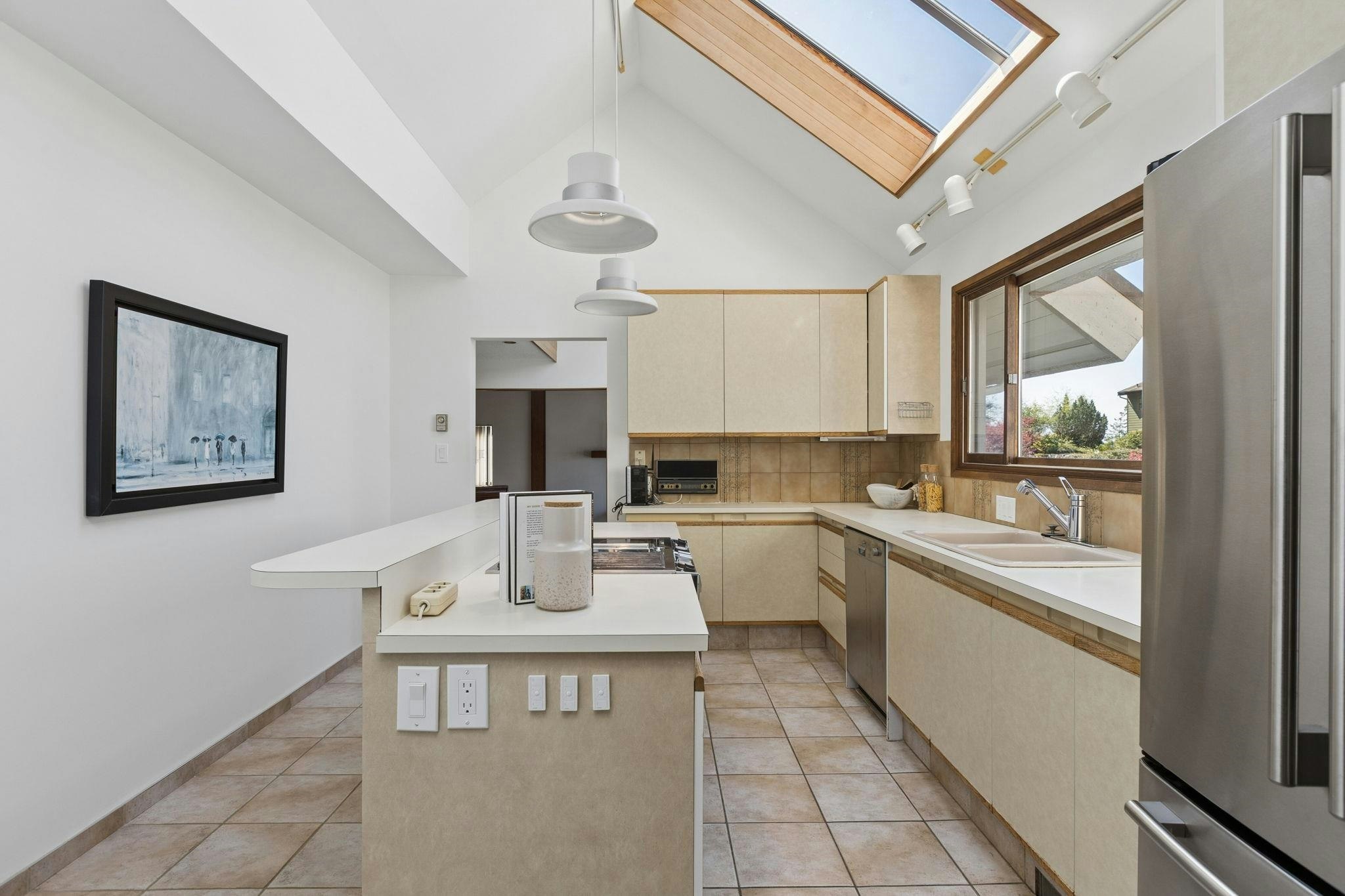 8570 Ansell Place, West Vancouver, BC, V7W 2W3 - 15