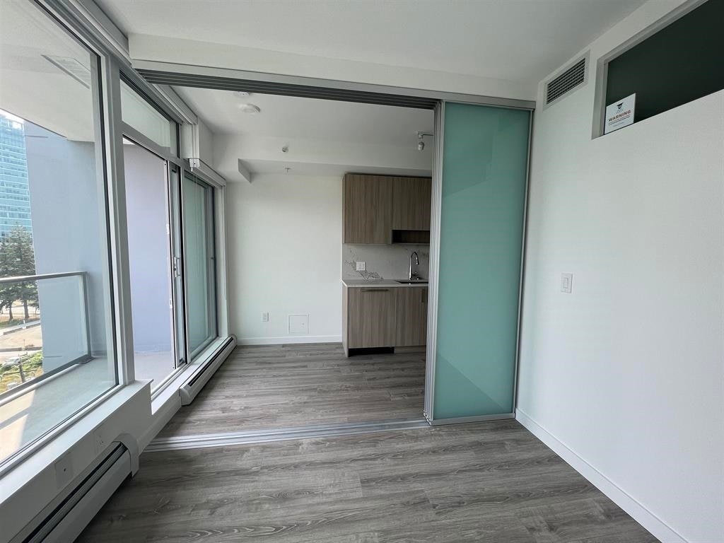 707-13350 Central Avenue, Surrey, BC, V3T 0S1 - 9